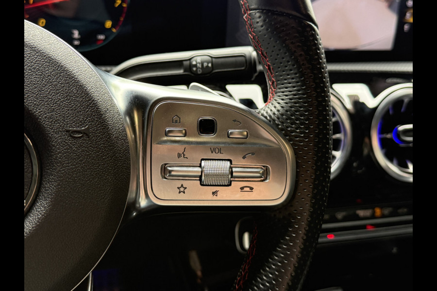 Mercedes-Benz CLA-Klasse Shooting Brake 200 Business Solution AMG | Pano | Sfeerverl. | Burmester | Keyless