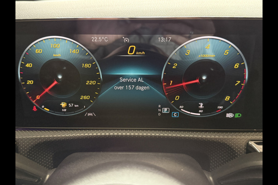 Mercedes-Benz CLA-Klasse Shooting Brake 200 Business Solution AMG | Pano | Sfeerverl. | Burmester | Keyless