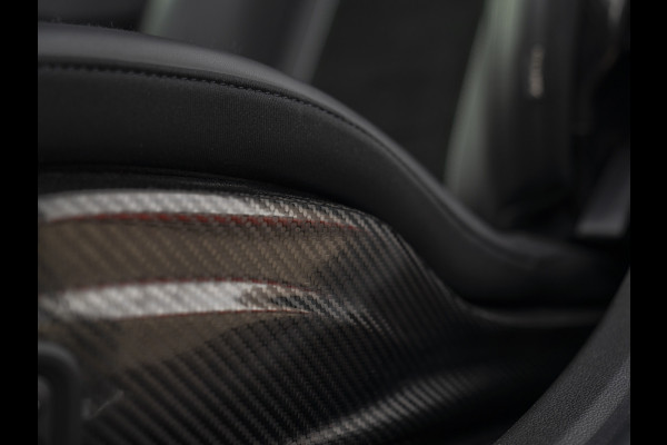 Alfa Romeo Giulia 2.9 V6 Quadrifoglio | Akrapovic | Carbon stoelen | Harman/Kardon | Facelift | Adapt. cruise