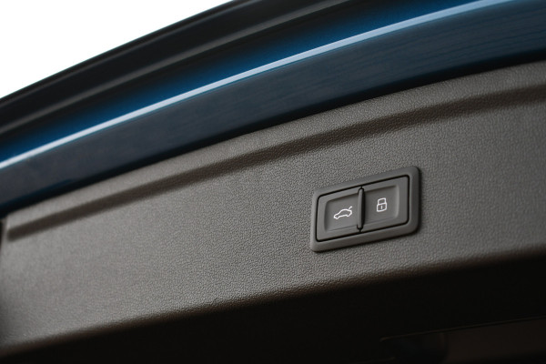 Audi A3 Sportback 40 TFSI e 29dkm | Atollblau | S-zetels | El-klep