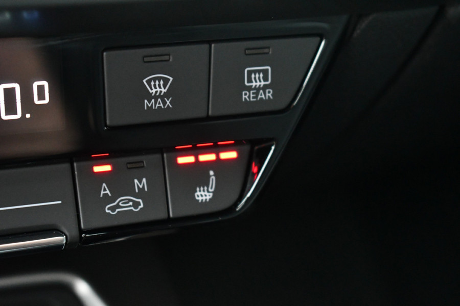 Audi A3 Sportback 40 TFSI e 29dkm | Atollblau | S-zetels | El-klep