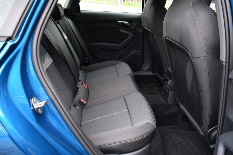 Audi A3 Sportback 40 TFSI e 29dkm | Atollblau | S-zetels | El-klep