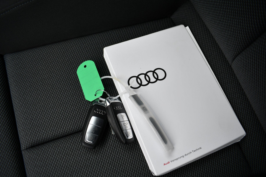Audi A3 Sportback 40 TFSI e 29dkm | Atollblau | S-zetels | El-klep