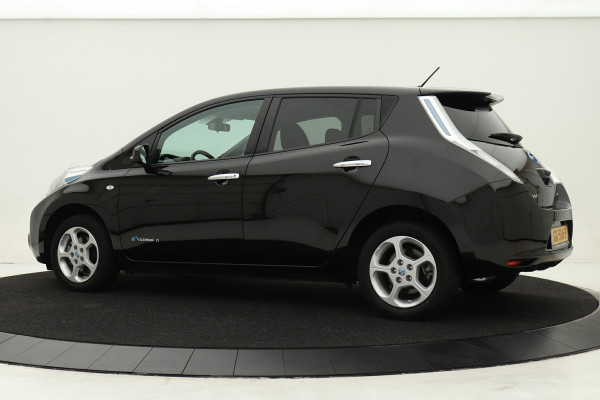 Nissan Leaf Acenta 24kWh *Excl. BTW* | Navigatie | Climate control | Cruise control | Stoelverwarming | Lichtmetalen velgen | Privacy glass