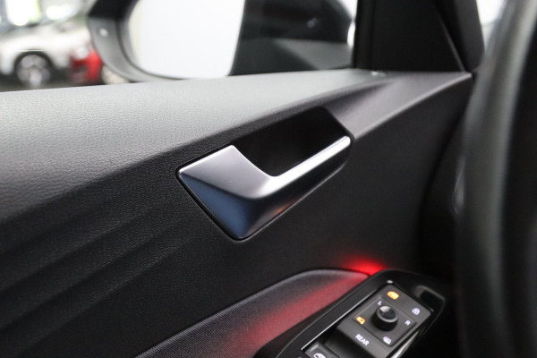 Volkswagen ID.3 Pro 58 kWh 204 PK, Carplay, Warmtepomp, Winterpakket, Carplay, Adap. Cruise Control