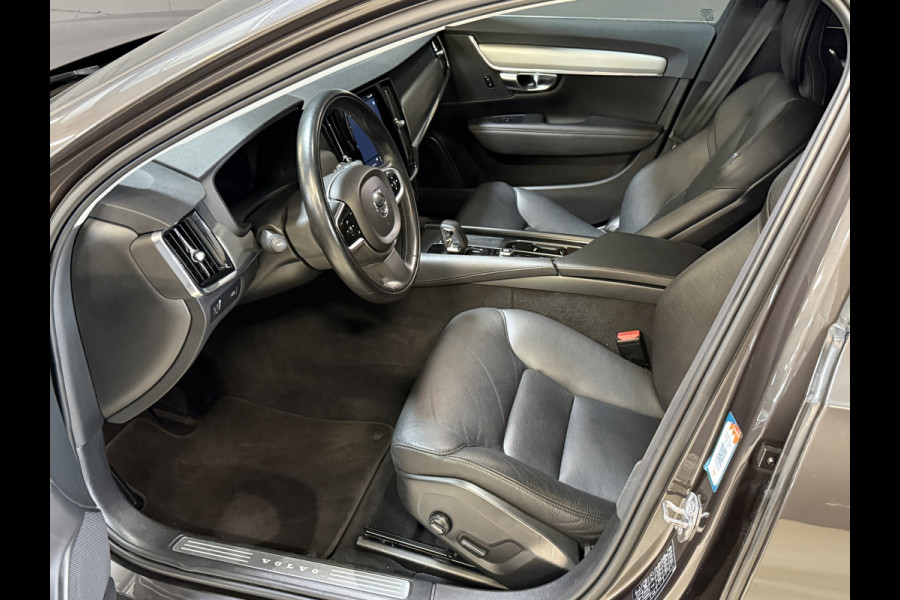 Volvo V90 2.0 B4 Momentum Business | Keyless | Trekhaak | Apple Carplay