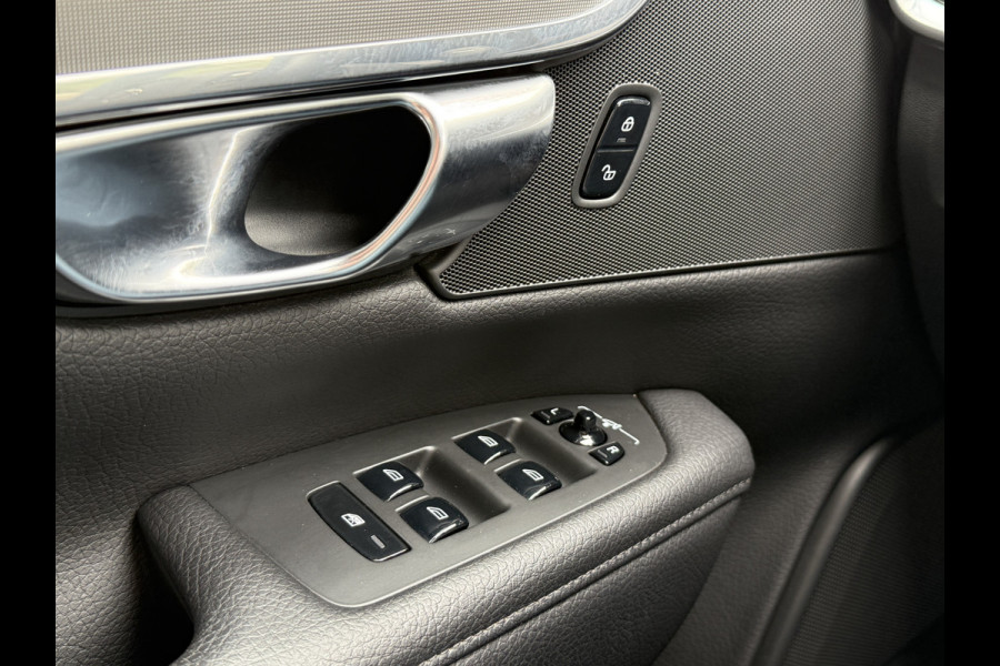 Volvo V90 2.0 B4 Momentum Business | Keyless | Trekhaak | Apple Carplay