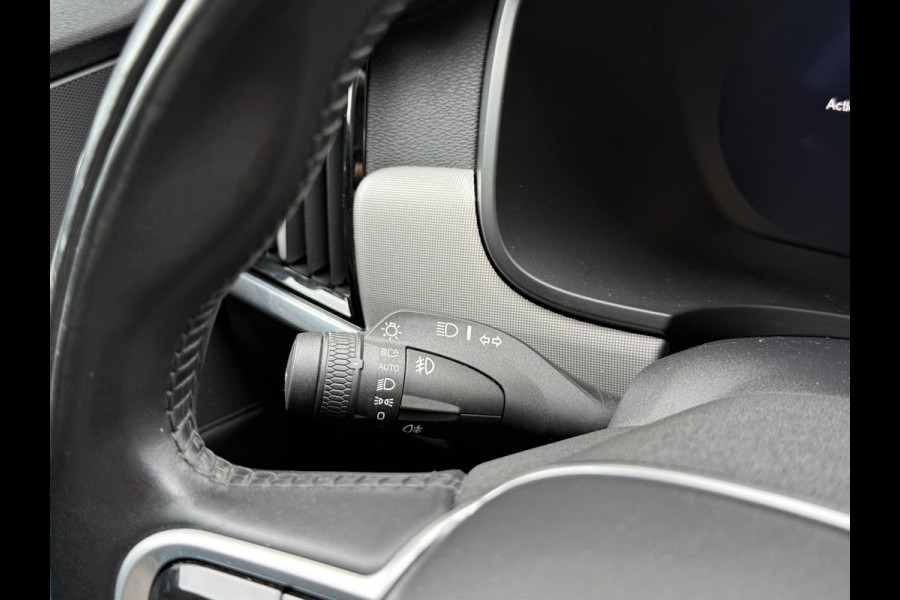 Volvo V90 2.0 B4 Momentum Business | Keyless | Trekhaak | Apple Carplay