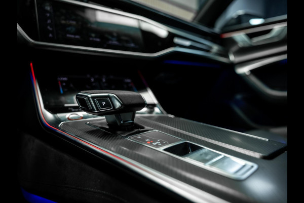 Audi RS6 Avant TFSI quattro | VOSSEN | Akrapovic | Pano |