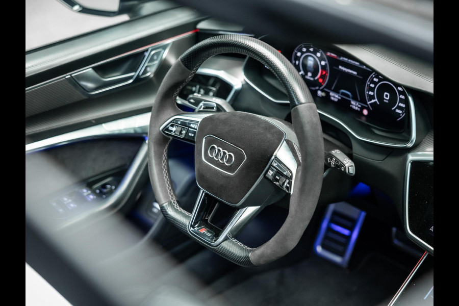 Audi RS6 Avant TFSI quattro | VOSSEN | Akrapovic | Pano |
