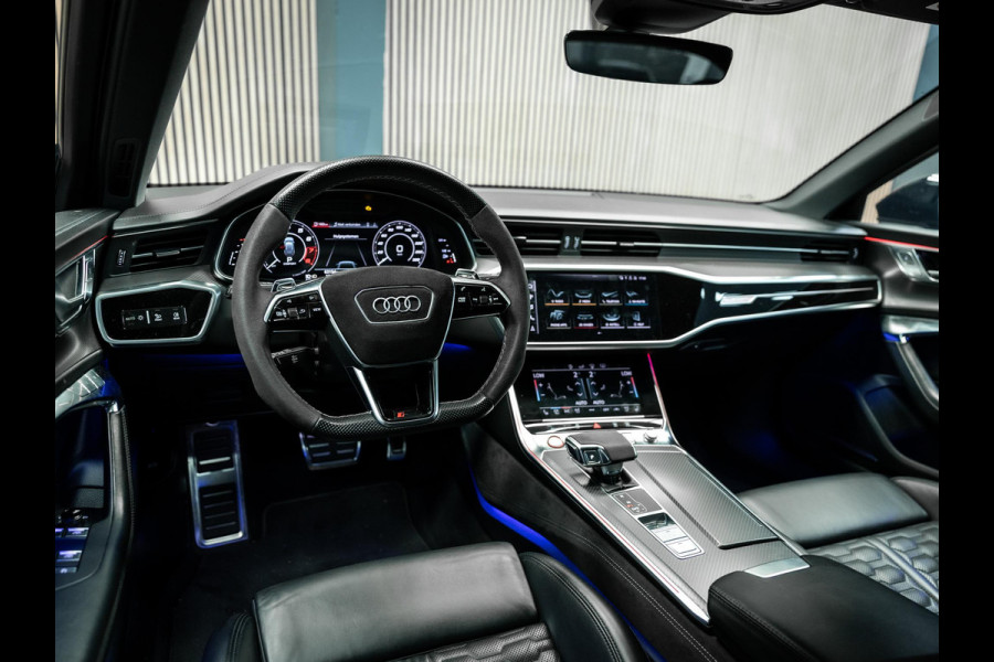 Audi RS6 Avant TFSI quattro | VOSSEN | Akrapovic | Pano |
