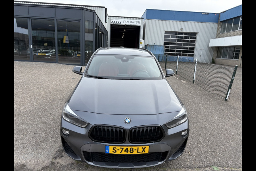 BMW X2 sDrive20i High Executive | Panodak | Leer | Trekhaak | Automaat