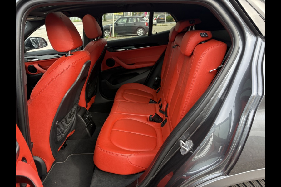 BMW X2 sDrive20i High Executive | Panodak | Leer | Trekhaak | Automaat