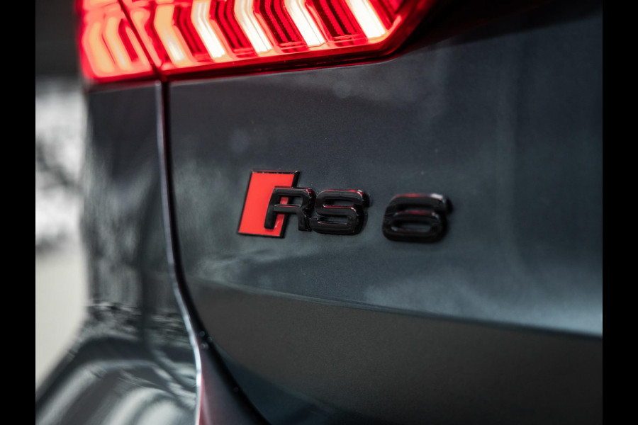 Audi RS6 Avant TFSI quattro | VOSSEN | Akrapovic | Pano |
