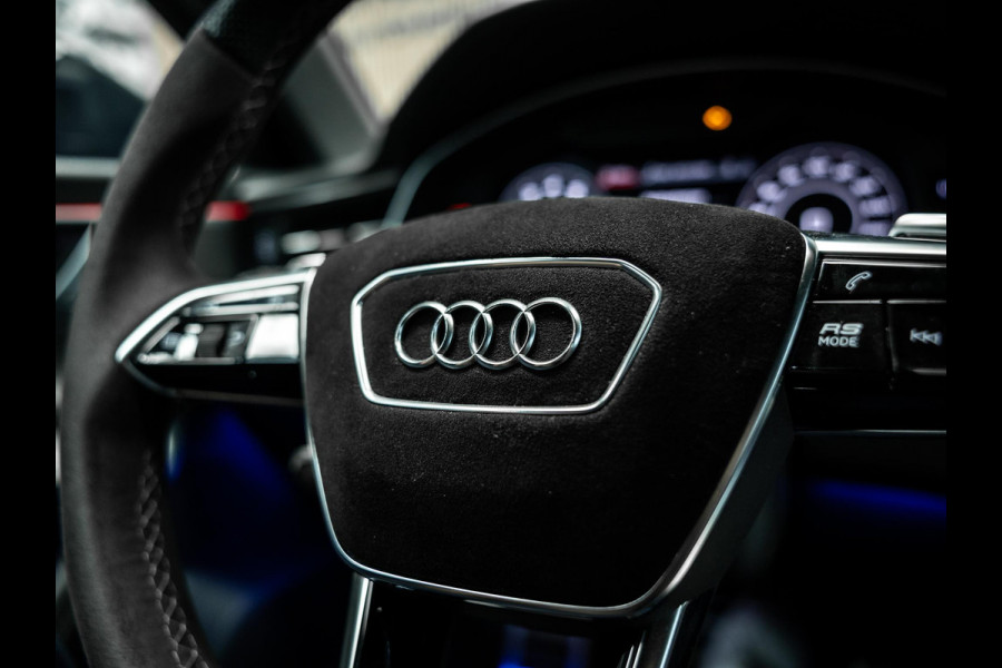 Audi RS6 Avant TFSI quattro | VOSSEN | Akrapovic | Pano |