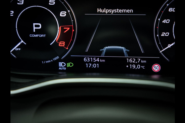 Audi RS6 Avant TFSI quattro | VOSSEN | Akrapovic | Pano |
