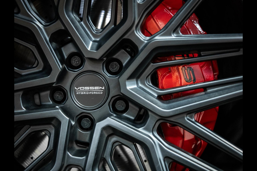 Audi RS6 Avant TFSI quattro | VOSSEN | Akrapovic | Pano |