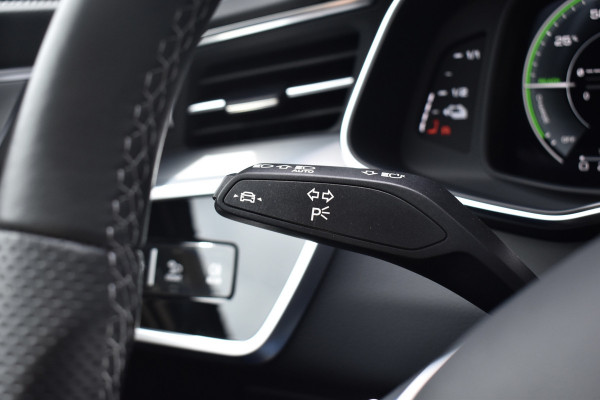 Audi A6 Avant 55 TFSI e Quattro 367pk Competition | Pano | Matrix | ACC | Memory Seats | B&O | 360 Camera | Sfeerverlichting |