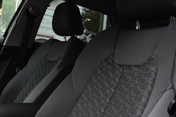Audi A1 Sportback 25 TFSI|2x S-Line|18"|Carplay|PDC|Stoelverw.|