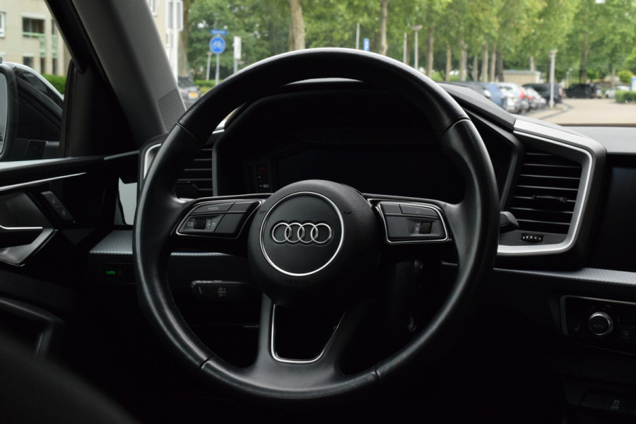 Audi A1 Sportback 25 TFSI|2x S-Line|18"|Carplay|PDC|Stoelverw.|