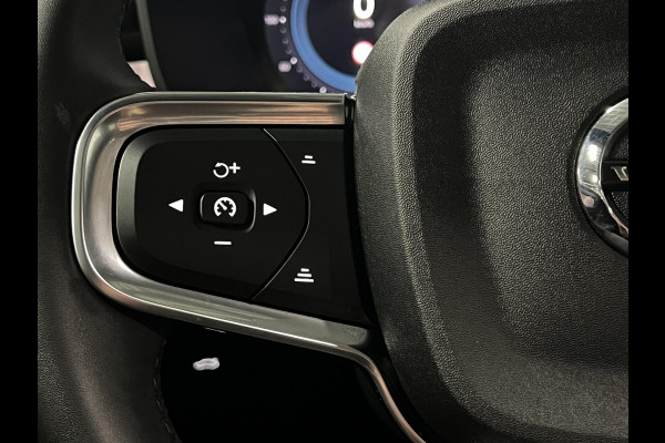 Volvo XC40 Single Motor Ultimate Adapt. cruise control | Open dak | 360 camera | Stoel-/stuurverwaming |  Harman & Kardon | Memory | Keyless | 20" wielen