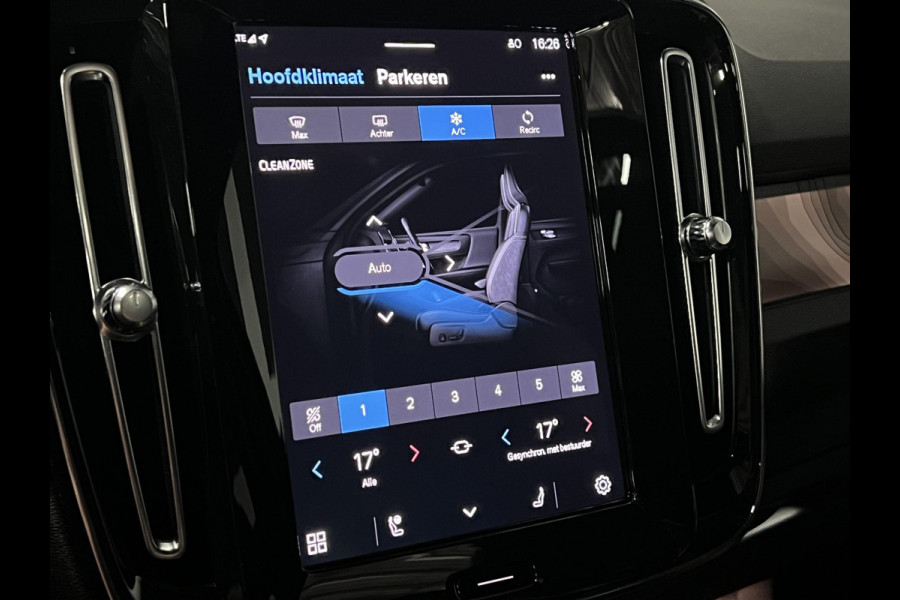 Volvo XC40 Single Motor Ultimate Adapt. cruise control | Open dak | 360 camera | Stoel-/stuurverwaming |  Harman & Kardon | Memory | Keyless | 20" wielen