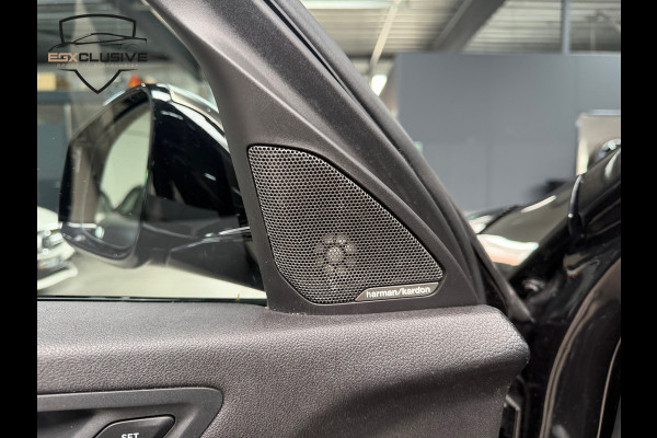BMW 1 Serie M135i xDrive High Executive PANO|CAMERA|HUD|H&K|SFEERVERLICHTING