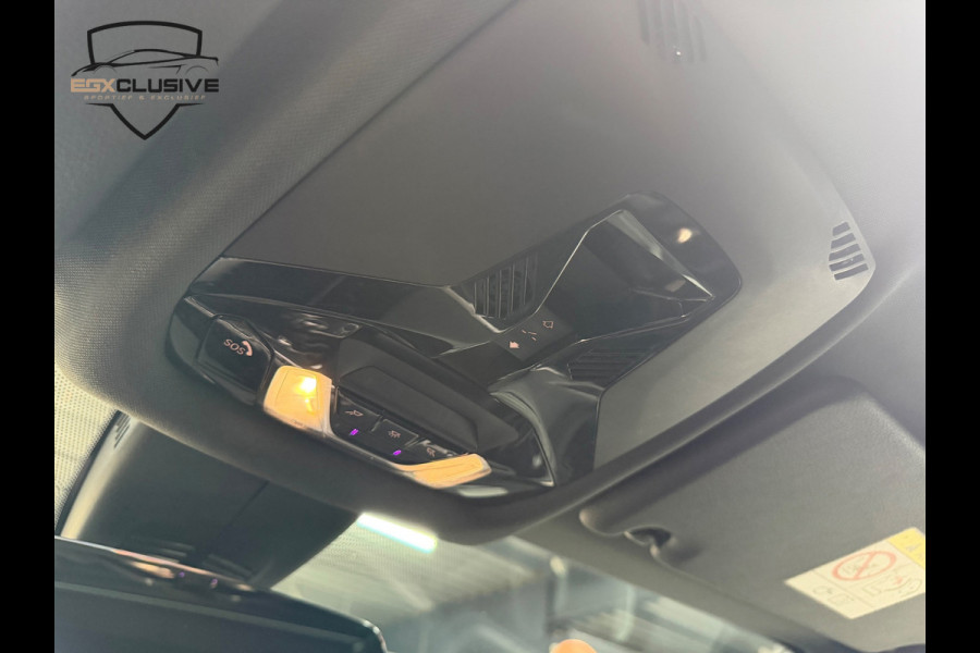 BMW 1 Serie M135i xDrive High Executive PANO|CAMERA|HUD|H&K|SFEERVERLICHTING