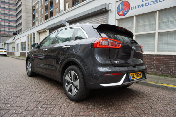 Kia Niro 1.6 GDi Hybrid DynamicLine Aut6 | LEER/ stof | Cruise + Lane | Apple Carplay/ Android Auto | 4/26 dealer beurt gehad |