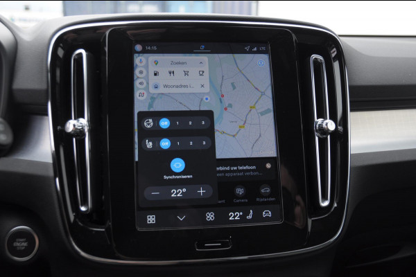 Volvo XC40 211PK Automaat B4 Plus Dark / Trekhaak / Navigatie / Adaptive Cruise / Harman Kardon / Stuur- & Stoelverwarming / Elektrische achterklep / Achteruitrijcamera / Elektrische stoelverst. met geheugen