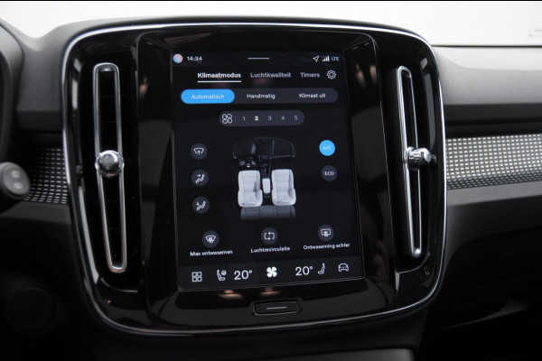 Volvo EX40 252PK Automaat Single Motor Extended Range Plus Panoramadak / Apple Carplay / Android Auto / Harman kardon audio / Adaptive cruise control / Pilot assist / Lichtmetalen velgen /