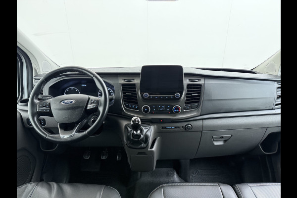 Ford Transit Custom 300 2.0TDCI L2H1 Dubbele Cabine 6-Persoons Trekhaak Navi Camera Cruise Control Imperiaal Airco Stoelverwarming Pdc DC DAB Bluetooth Betonplex Vloer Wandbetimmering 2.750KG Trekgewicht Origineel Nederlandse Auto