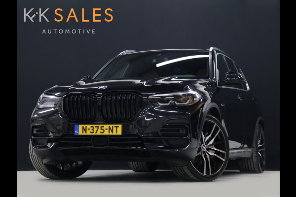 BMW X5 xDrive45e M Sport SOH 96% [SCHUIFKANTELDAK, APPLE CARPLAY, LUCHTVERING, MEMORY SEATS, CAMERA, ADAPTIVE CRUISE, STOELVERWARMING, ELEK. ACHTERKLEP,  NAVIGATIE, NIEUWSTAAT]