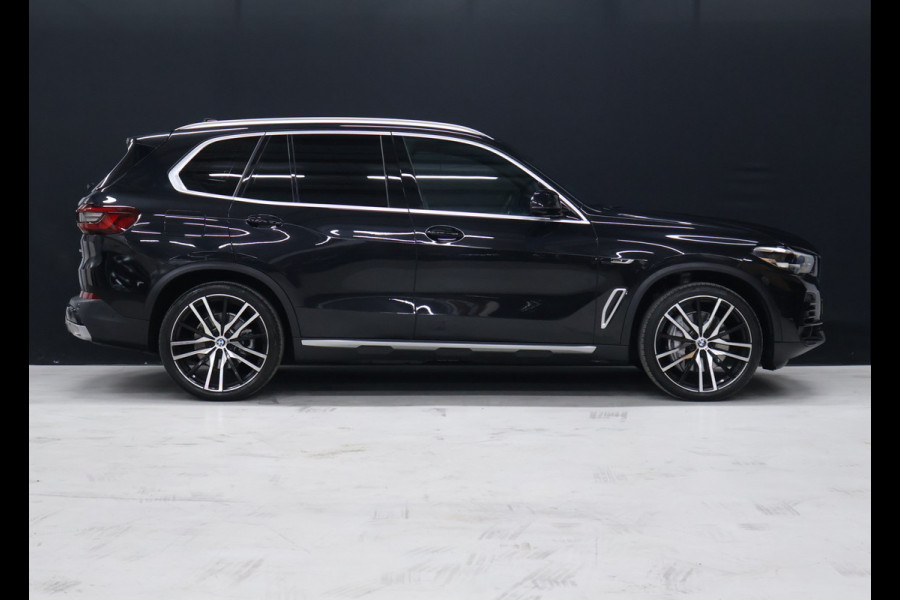 BMW X5 xDrive45e M Sport SOH 96% [SCHUIFKANTELDAK, APPLE CARPLAY, LUCHTVERING, MEMORY SEATS, CAMERA, ADAPTIVE CRUISE, STOELVERWARMING, ELEK. ACHTERKLEP,  NAVIGATIE, NIEUWSTAAT]