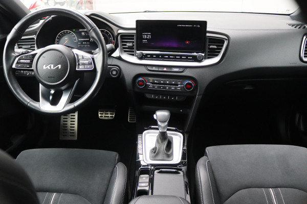 Kia Xceed 1.5 T-GDI 160PK Automaat Black Edition Memory-stoel/Elektr.-klep/Winter-pack