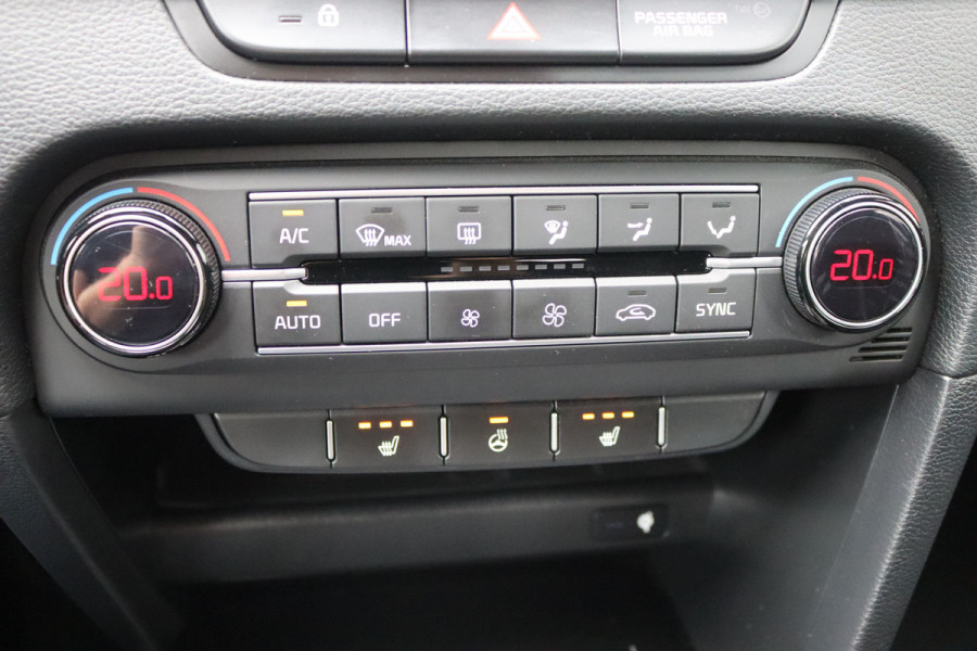 Kia Xceed 1.5 T-GDI 160PK Automaat Black Edition Memory-stoel/Elektr.-klep/Winter-pack