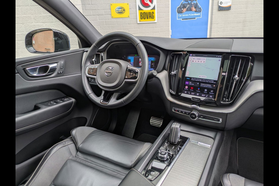 Volvo XC60 2.0 T6 Plug-in hybrid AWD R-Design|Panodak|Memory|Sportstoelen|Keyless-Entry|Facelift 12-2021|