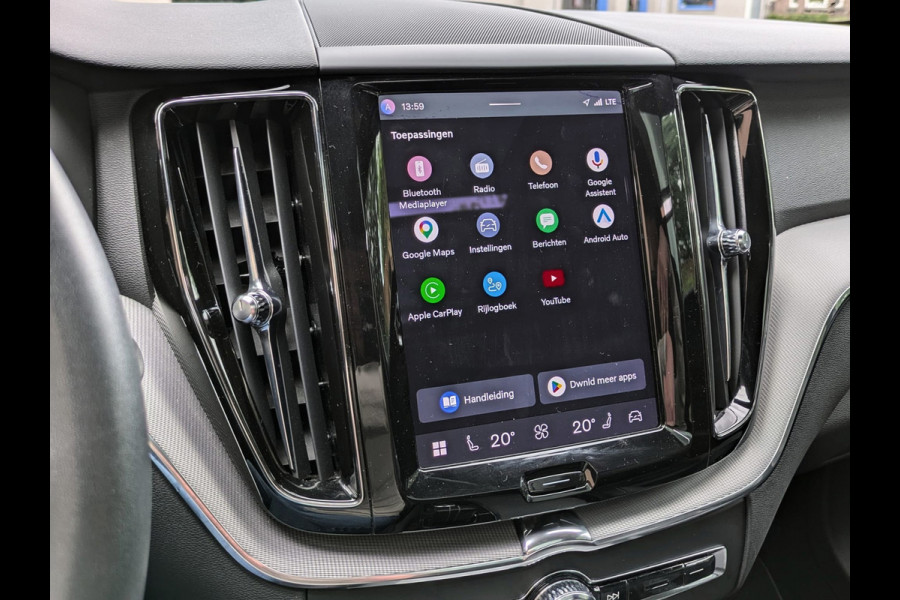 Volvo XC60 2.0 T6 Plug-in hybrid AWD R-Design|Panodak|Memory|Sportstoelen|Keyless-Entry|Facelift 12-2021|