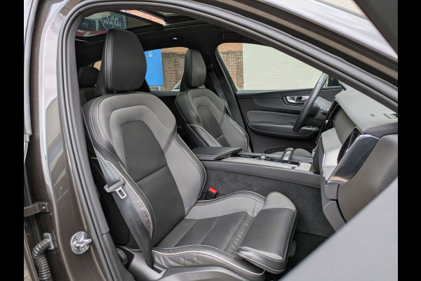 Volvo XC60 2.0 T6 Plug-in hybrid AWD R-Design|Panodak|Memory|Sportstoelen|Keyless-Entry|Facelift 12-2021|