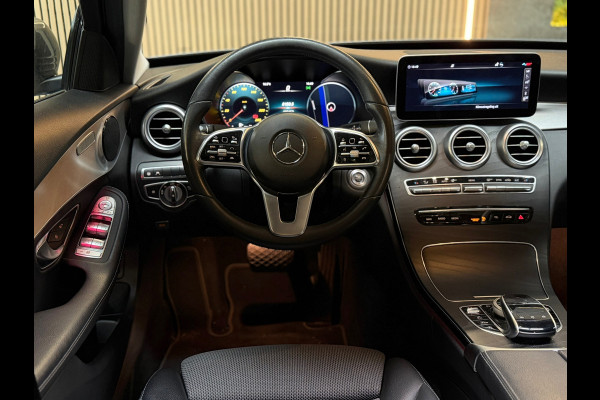 Mercedes-Benz C-Klasse 180 Business Solution AMG |PANO|360 CAM|KEYLESS|LANE ASSIST|AUTOPILOT|SFEERVERLICHTING|DODEHOEK|NL AUTO|NAP