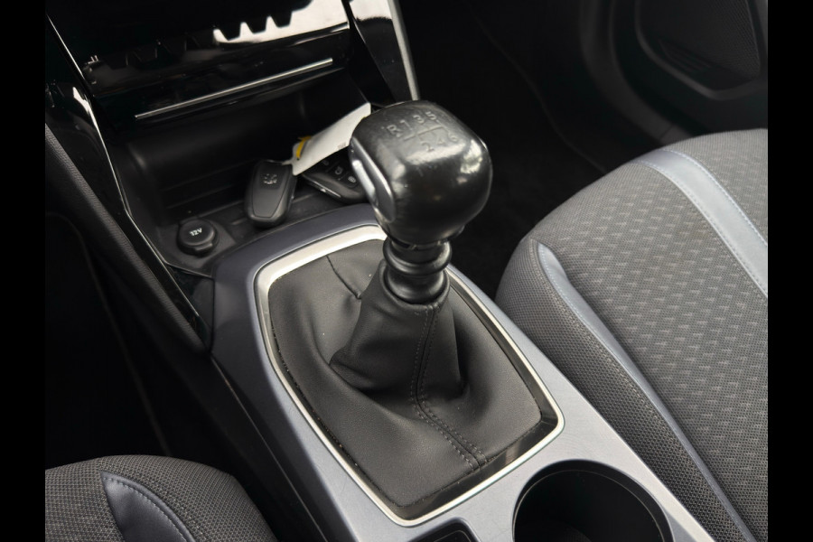 Peugeot 2008 1.2 PureTech Allure / 3D COCKPIT / CAMERA / CAM