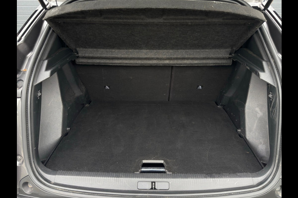 Peugeot 2008 1.2 PureTech Allure / 3D COCKPIT / CAMERA / CAM