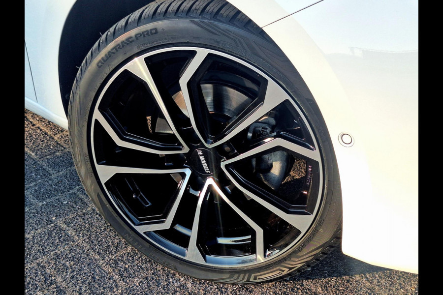 Seat Leon Sportstourer 1.5 TSI Style Launch Edition My 2021 | 18"LM all season | Trekhaak 1400kg | Full LED | Climate V=A | Navi |