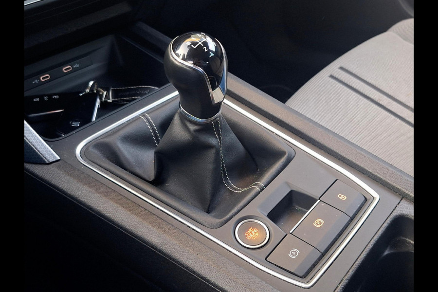 Seat Leon Sportstourer 1.5 TSI Style Launch Edition My 2021 | 18"LM all season | Trekhaak 1400kg | Full LED | Climate V=A | Navi |