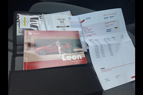 Seat Leon Sportstourer 1.5 TSI Style Launch Edition My 2021 | 18"LM all season | Trekhaak 1400kg | Full LED | Climate V=A | Navi |