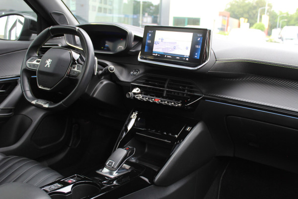 Peugeot 2008 1.2 PureTech 130PK GT-Line Automaat | 3D Cockpit | Leder | Panoramadak | Massage