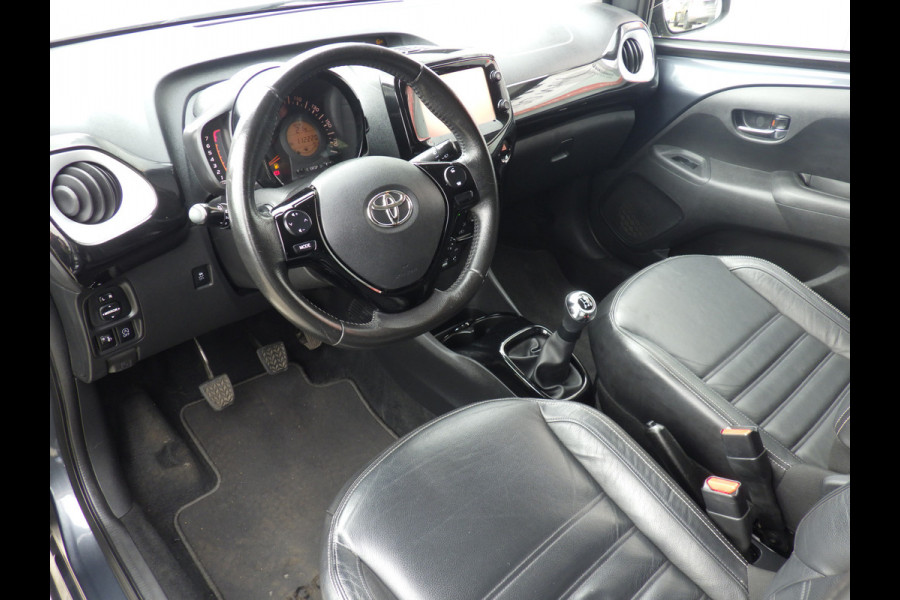 Toyota Aygo 1.0 VVT-i, Camera, Airco, Leder, Compleet!