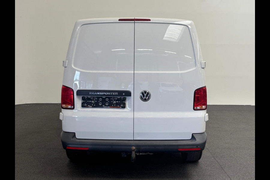 Volkswagen Transporter 2.0 TDI L1H1 30 Comfortline Airco Cruise Control Trekhaak Apple Carplay Parkeersensoren