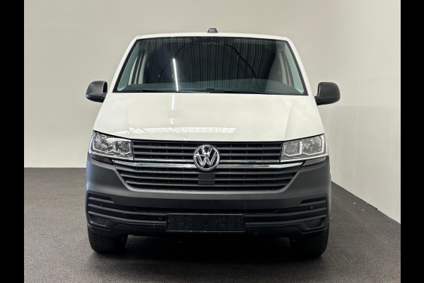 Volkswagen Transporter 2.0 TDI L1H1 30 Comfortline Airco Cruise Control Trekhaak Apple Carplay Parkeersensoren