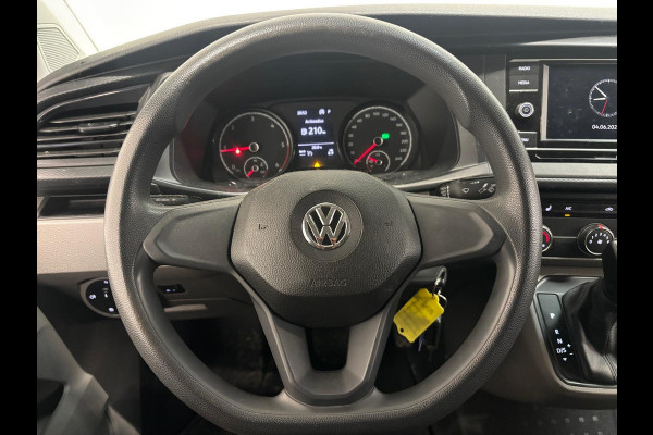 Volkswagen Transporter 2.0 TDI L1H1 30 Comfortline Airco Cruise Control Trekhaak Apple Carplay Parkeersensoren